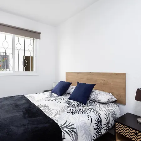 Appartamento Home2book Breathtaking View La Victoria, Pool & Wifi *