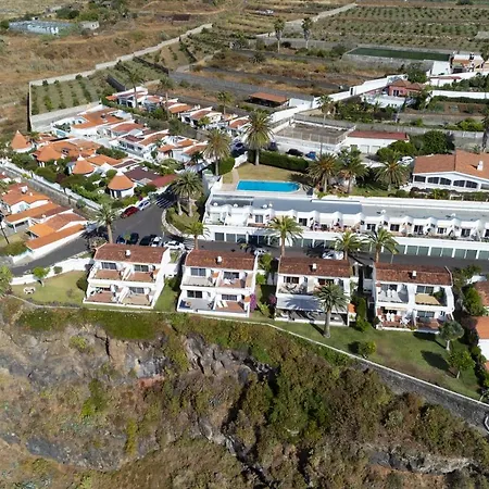 Апартаменты Home2book Breathtaking View La Victoria, Pool & Wifi